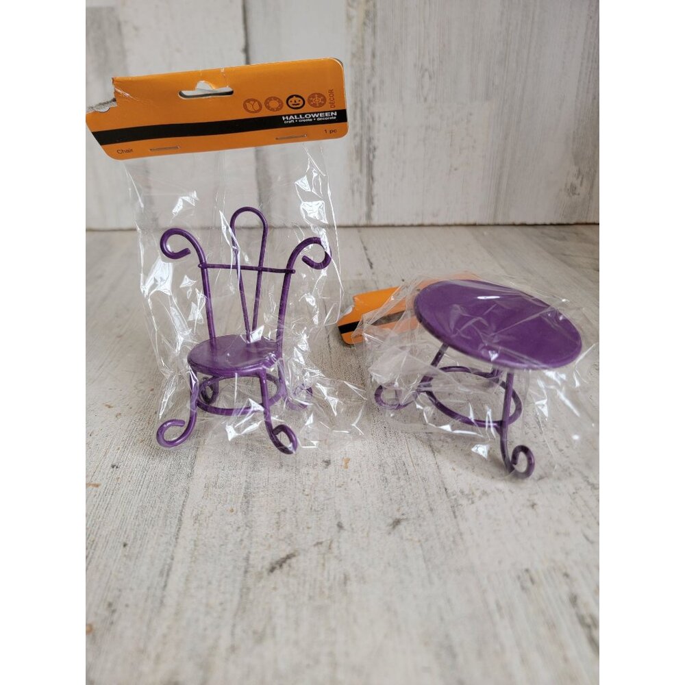 Halloween village‎ purple metal chair table miniature accessory set